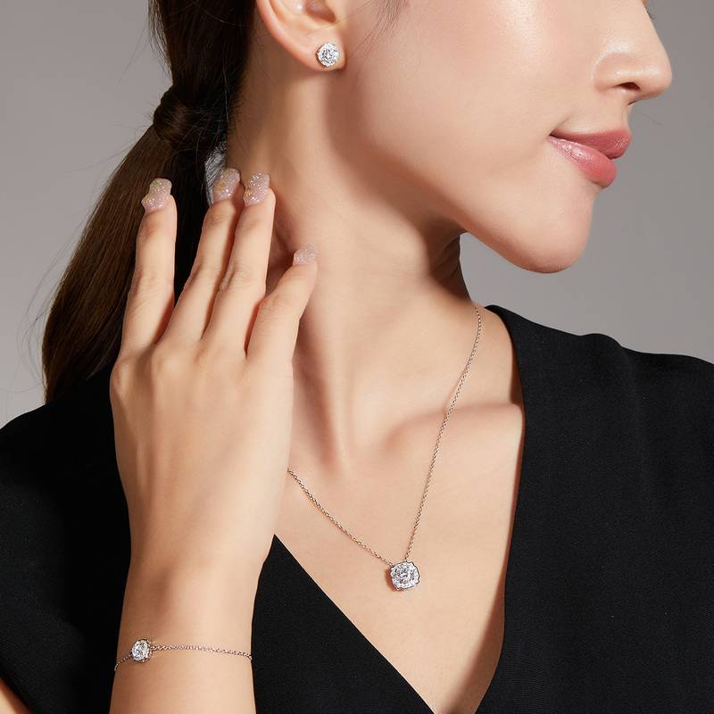 Classic海瑞S925银镀白金MoissanitePendantStud Earring套装